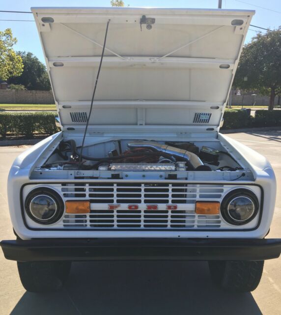 Ford Bronco 1977 image number 40