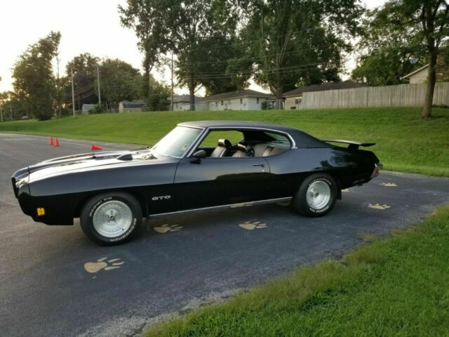 Pontiac GTO 1970 image number 3