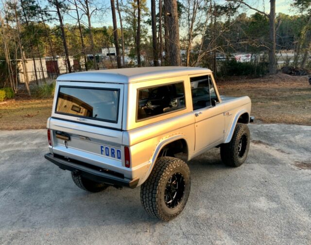 Ford Bronco 1977 image number 35