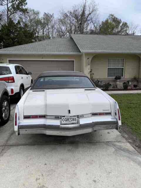 Oldsmobile Toronado 5.7 1978 image number 10