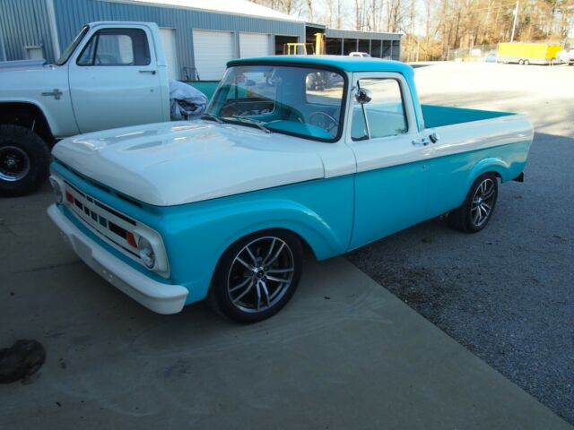 Ford F-100 1961 image number 18