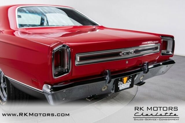 Plymouth GTX 1969 image number 23