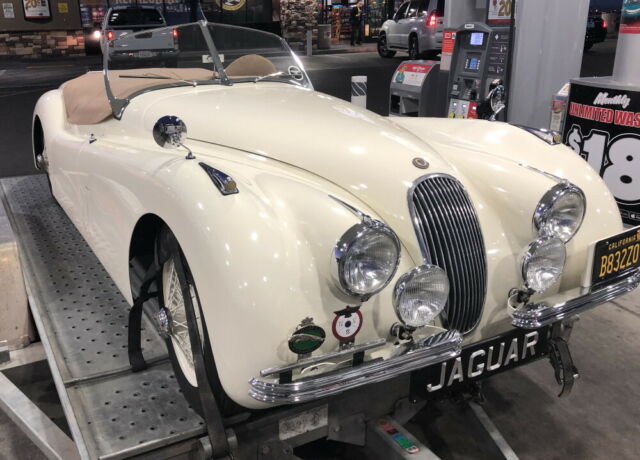 Jaguar XK 1952 image number 25