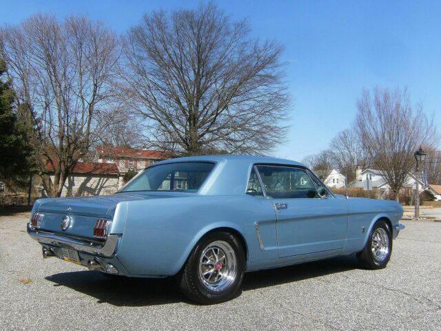 Ford Mustang 1965 image number 14