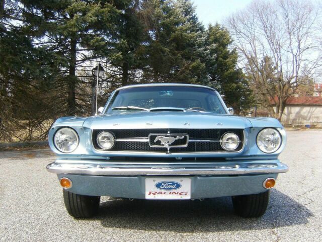 Ford Mustang 1965 image number 18