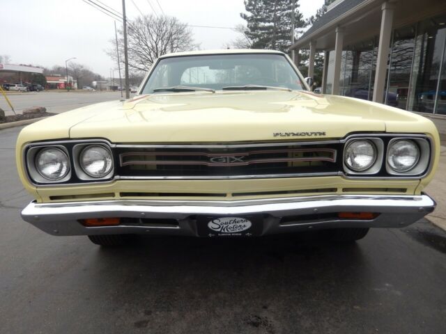 Plymouth GTX 1969 image number 2