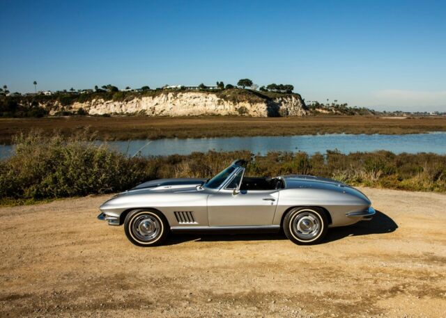 Chevrolet Corvette 1967 image number 1