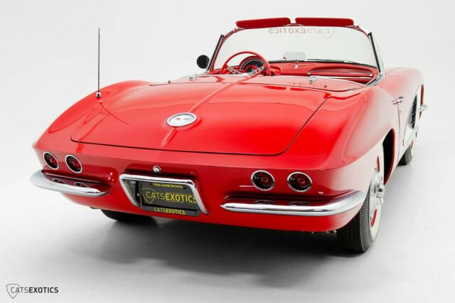 Chevrolet Corvette 1961 image number 28