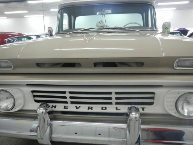 Chevrolet C-10 1962 image number 1