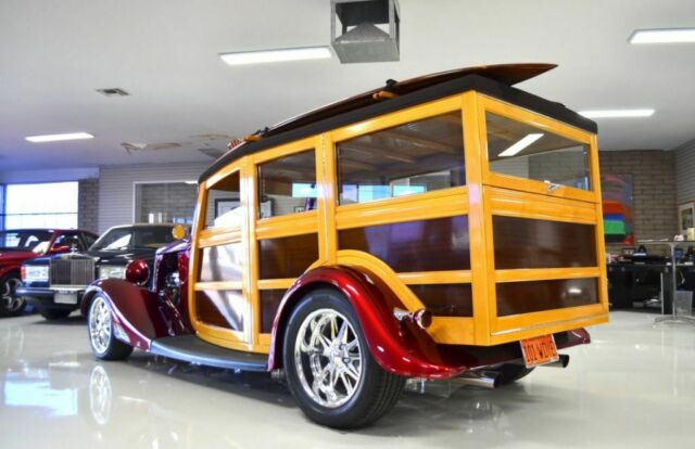 Ford Custom Woodie 1934 image number 32