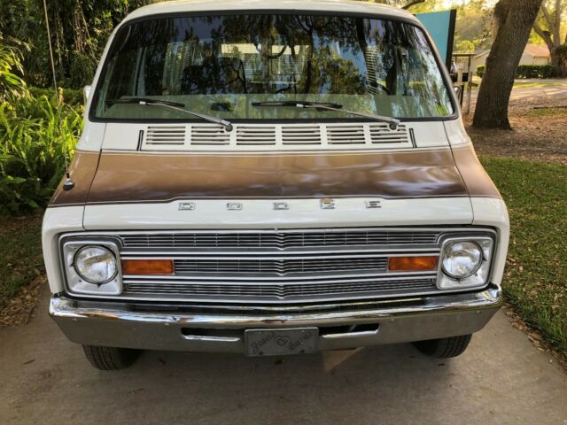 Dodge Ram Van 1977 image number 2