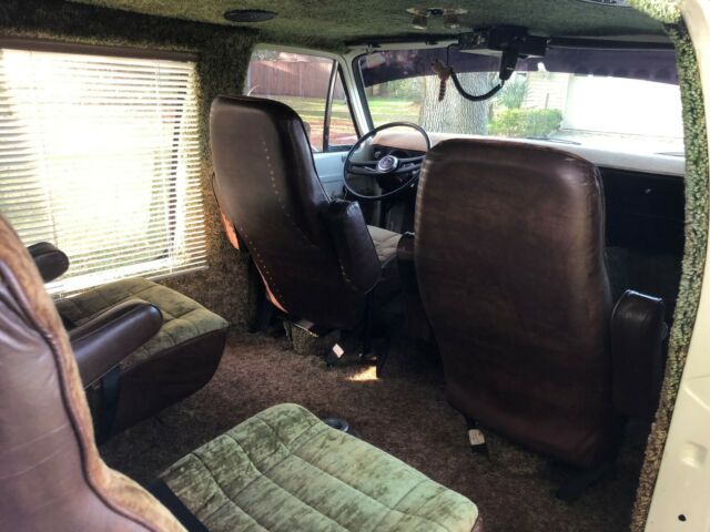 Dodge Ram Van 1977 image number 27