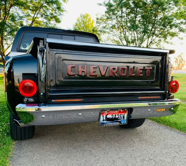 Chevrolet C-10 1976 image number 15