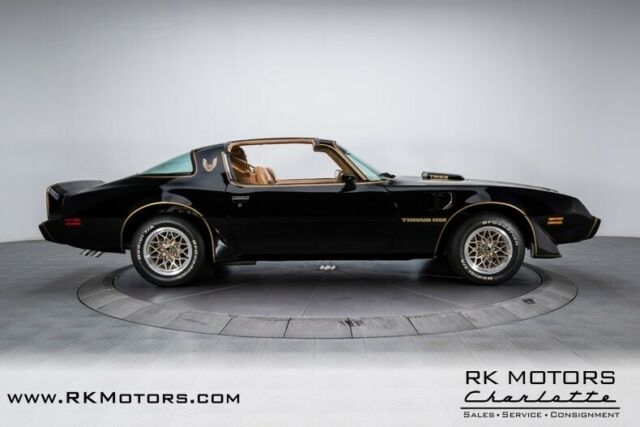 Pontiac Firebird 1979 image number 32