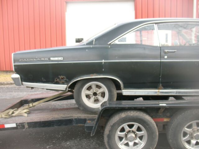 Ford Fairlane 1966 image number 29