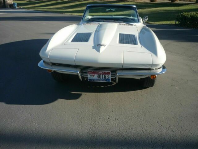 Chevrolet Corvette 1963 image number 20