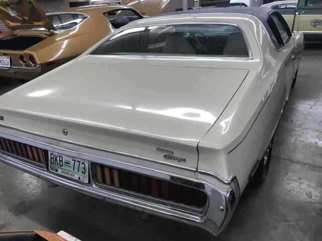 Dodge Charger 1973 image number 30