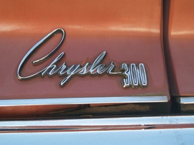 Chrysler 300 Series 1967 image number 17