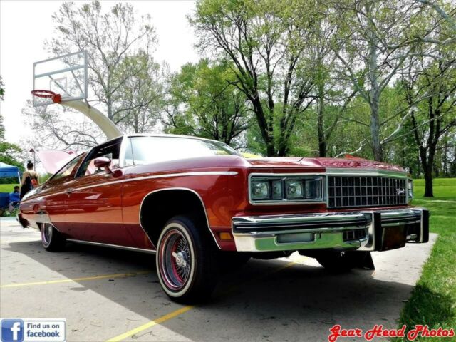 Chevrolet Caprice 1976 image number 21