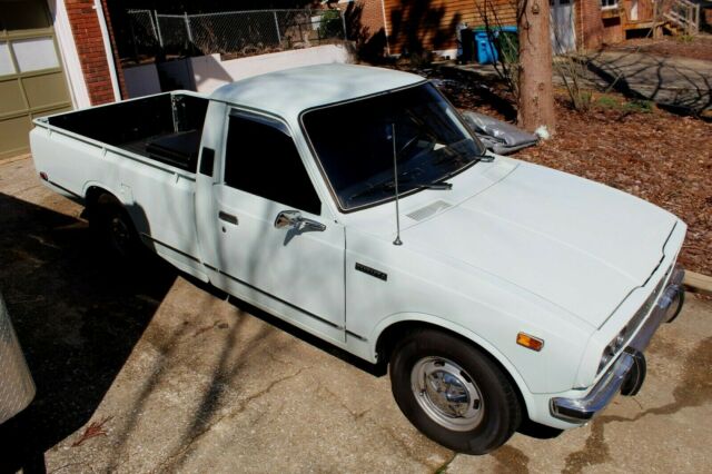 Toyota Pickup 1977 image number 2