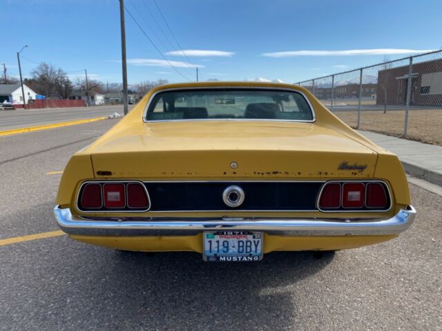 Ford Mustang 1971 image number 24