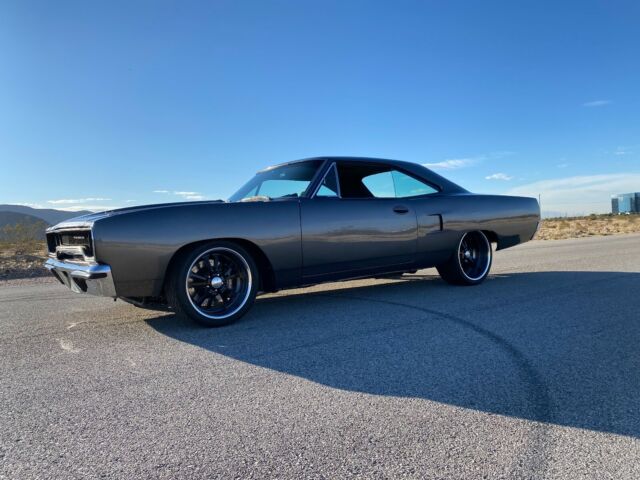 Plymouth Road Runner 1970 image number 1