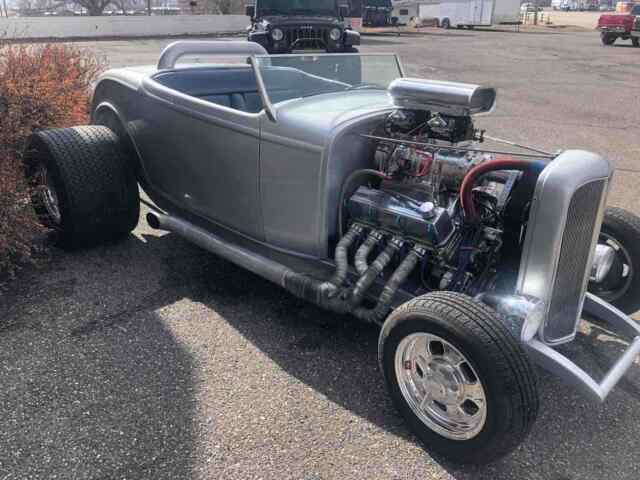 Ford Roadster 1932 image number 0