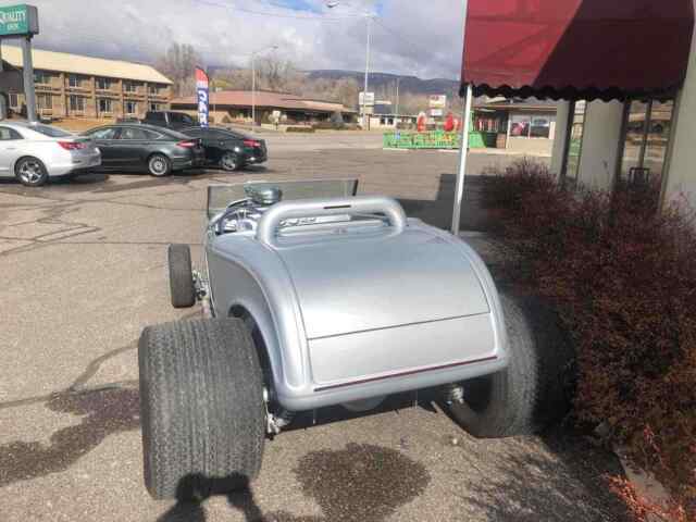 Ford Roadster 1932 image number 10