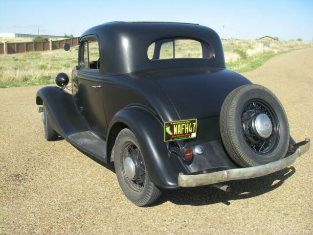 Chevrolet Chevy 1935 image number 1