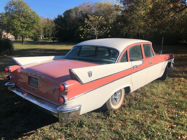 Dodge CUSTOM ROYAL 1957 image number 27