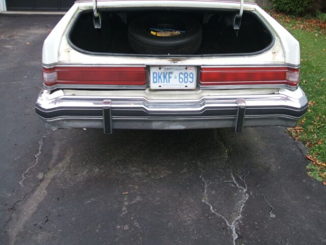 Buick Park Avenue 1978 image number 2