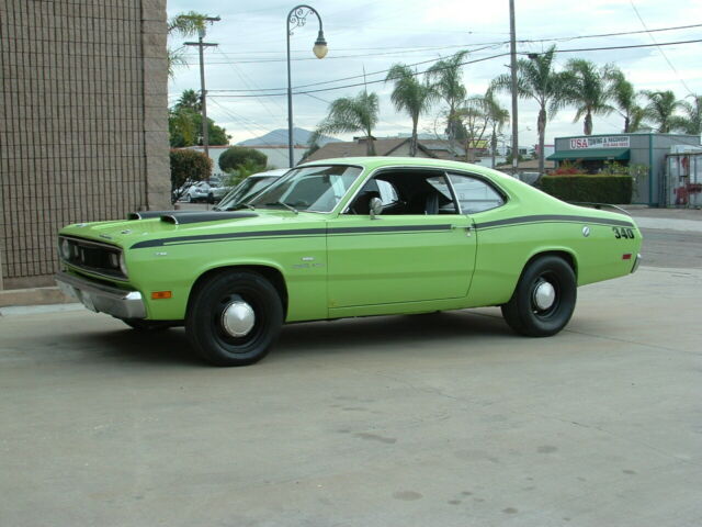 Plymouth Duster 1970 image number 1