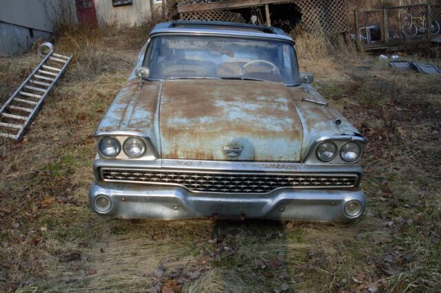 Ford Galaxie 1959 image number 10