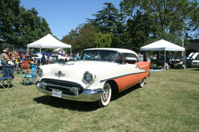 Oldsmobile Eighty-Eight 1955 image number 0