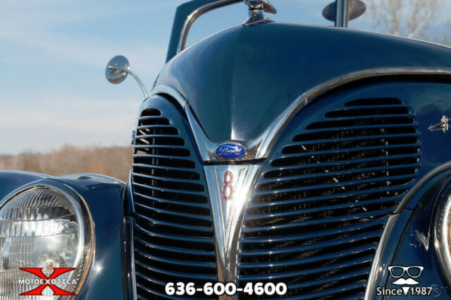 Ford DeLuxe 1938 image number 27