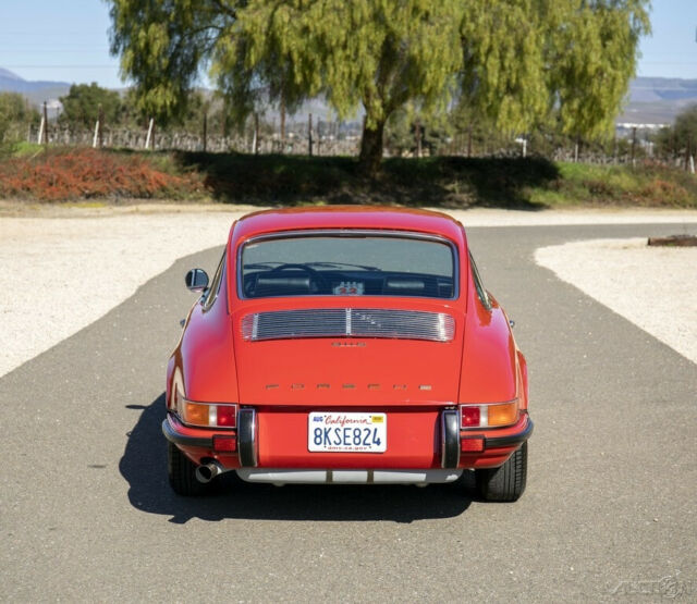 Porsche 911 1970 image number 3