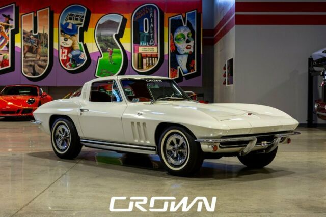 Chevrolet Corvette 1965 image number 0