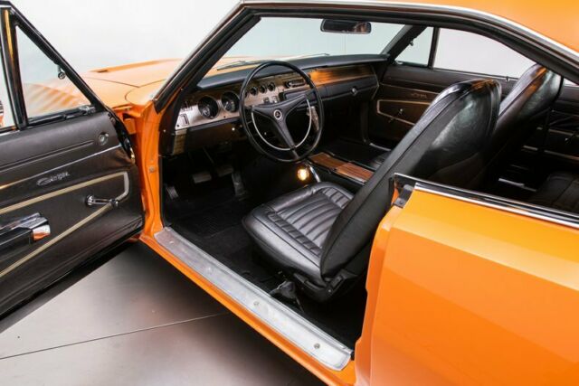 Dodge Charger 1970 image number 2