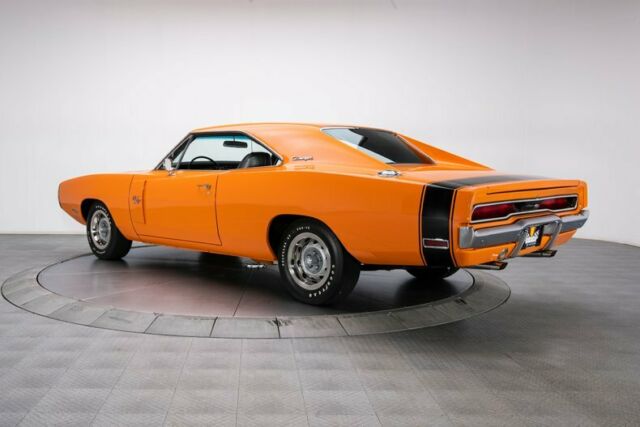 Dodge Charger 1970 image number 31