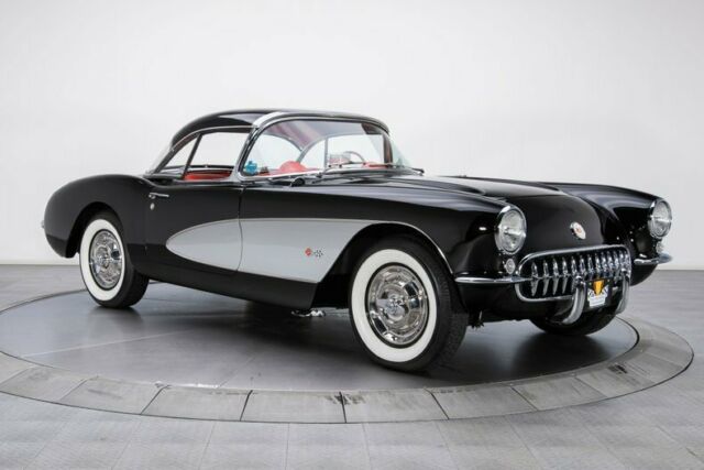 Chevrolet Corvette 1957 image number 12