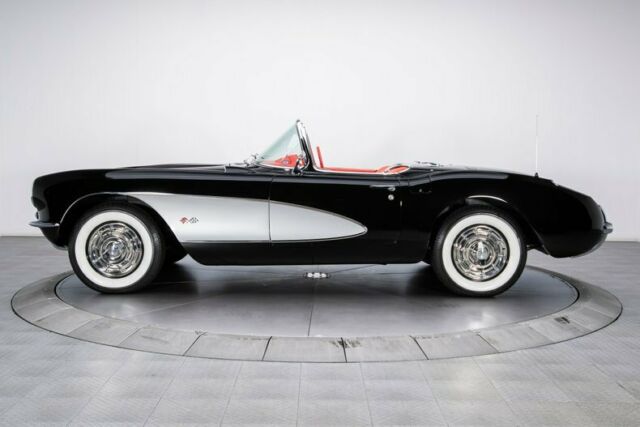 Chevrolet Corvette 1957 image number 19