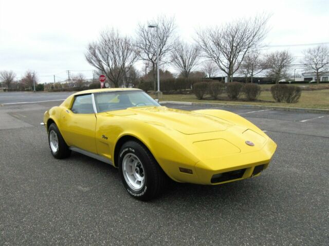 Chevrolet Corvette 1973 image number 3