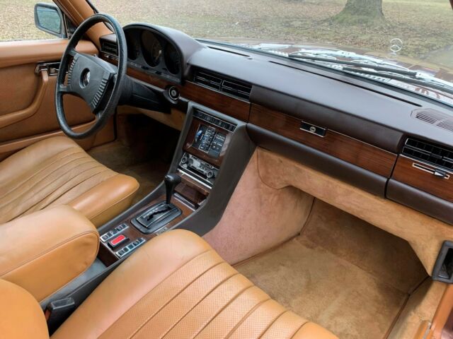 Mercedes-Benz S-Class 1978 image number 14