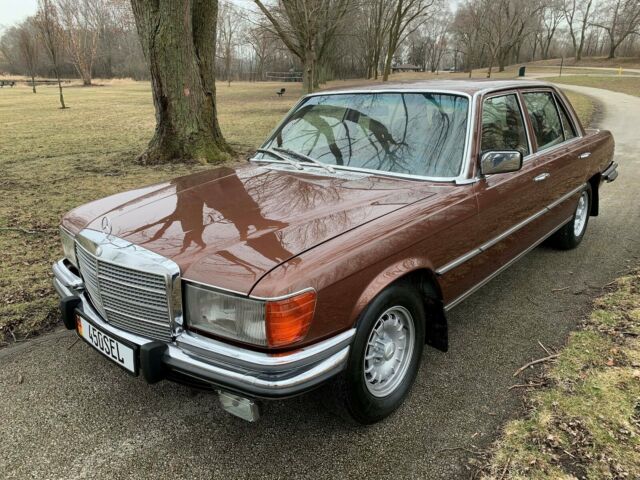 Mercedes-Benz S-Class 1978 image number 26