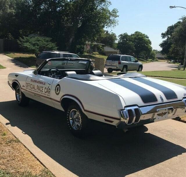 Oldsmobile Cutlass 1970 image number 31