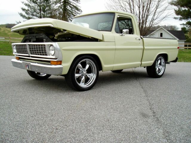 Ford F-100 1970 image number 0