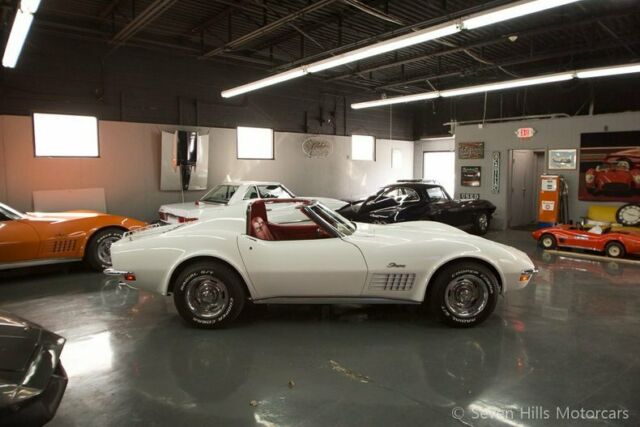 Chevrolet Corvette 1972 image number 23