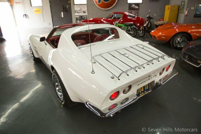 Chevrolet Corvette 1972 image number 27