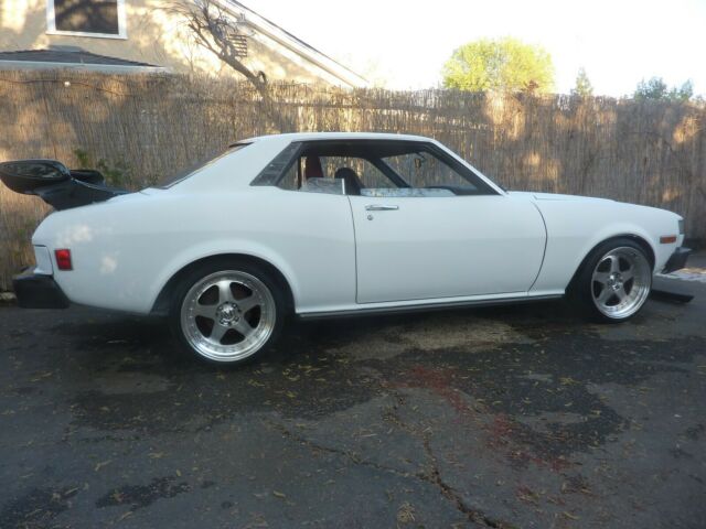 Toyota Celica 1977 image number 28