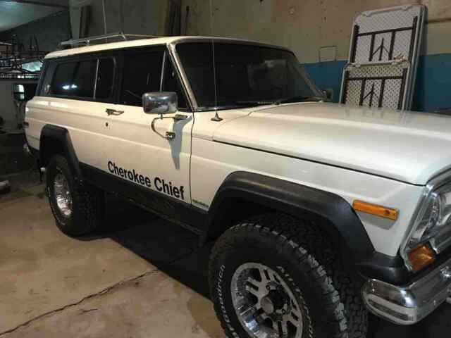 Jeep Cherokee 1977 image number 1